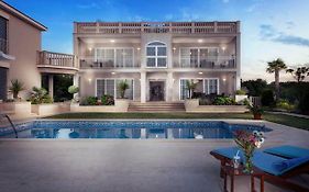 Luxury Apartments Vila Carissa